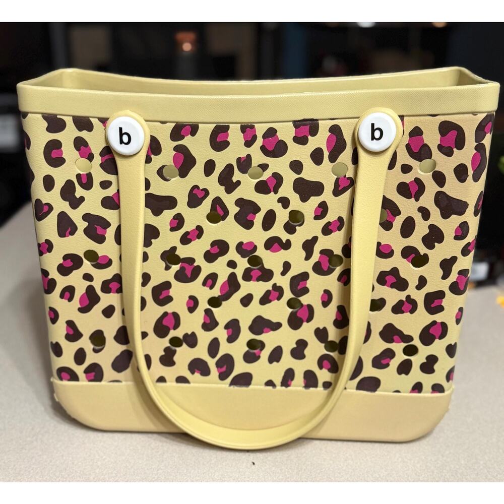 Leopard Print Beach Tote Bag - Picture 3 of 3